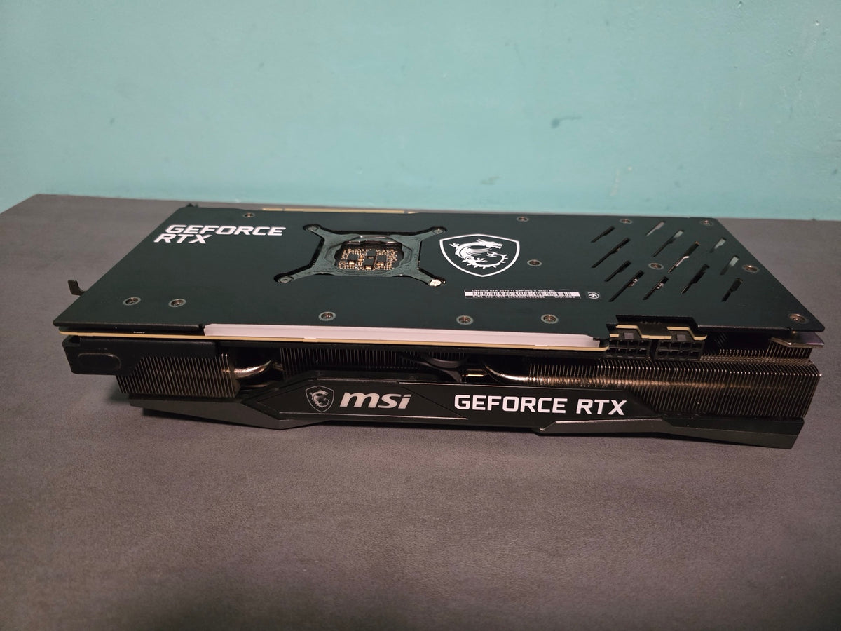 MSI RTX 3070 Ti Gaming X Trio — реална снимка отстрани